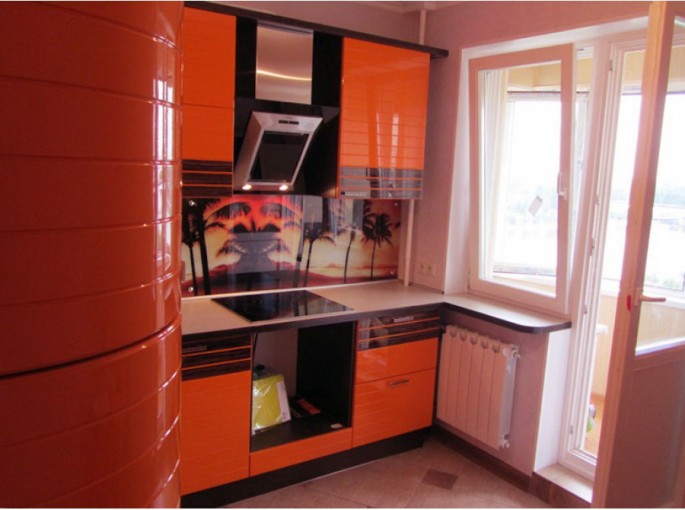 Особенности дизайна коричнево-оранжевой кухни