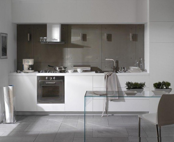 Как оформить интерьер кухни в серо-белых цветах: советы дизайнеров