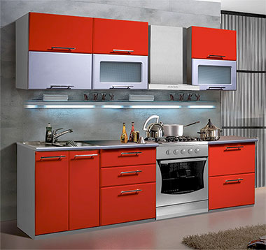 Кухонная мебель серии Яна понравится любителям ярких и сочных цветов