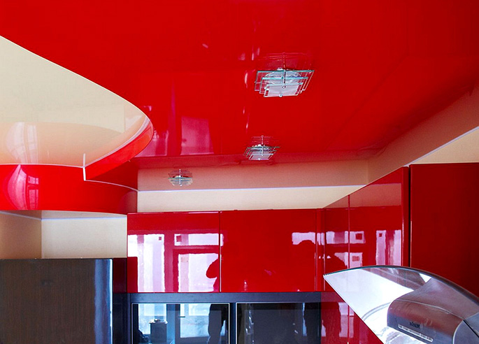 Цвет потолка является одним из главных параметров, определяющих внешний вид помещения