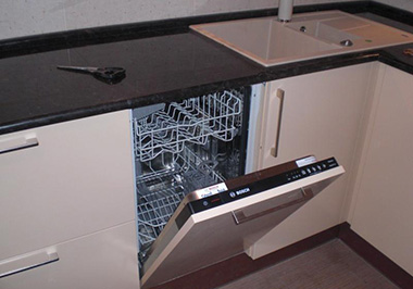 Встроенная посудомоечная машина – мечта любой хозяйки