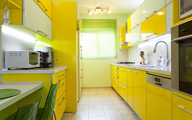 Желтой кухне свойственная настоящая солнечность и теплота